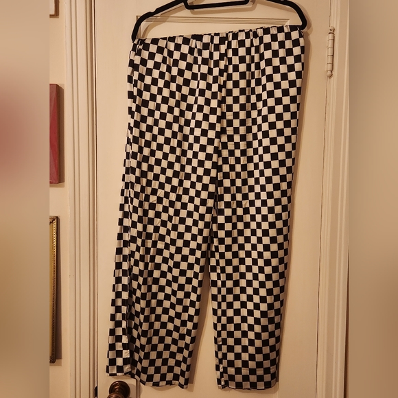 LALA ORIGINAL: Lala Satin Playsuit in Checkerboard - Picture 5 of 10